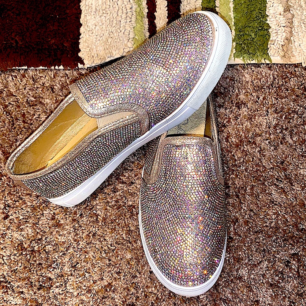 Sparkling tennis shoes!